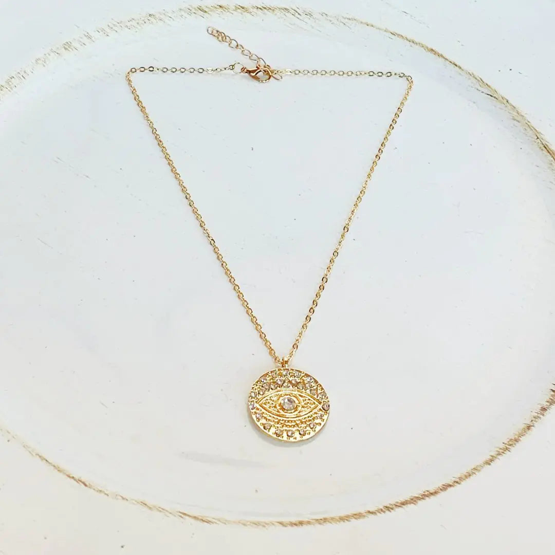 Round Eye Necklace